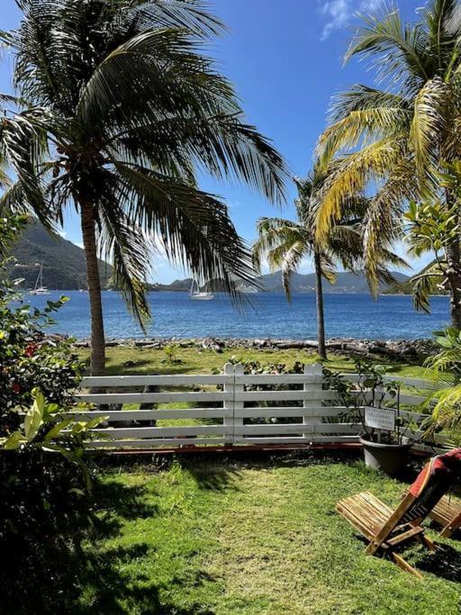 Bungalow Sucrier, Les Pieds Dans L'Eau Terre-De-Haut ภายนอก รูปภาพ